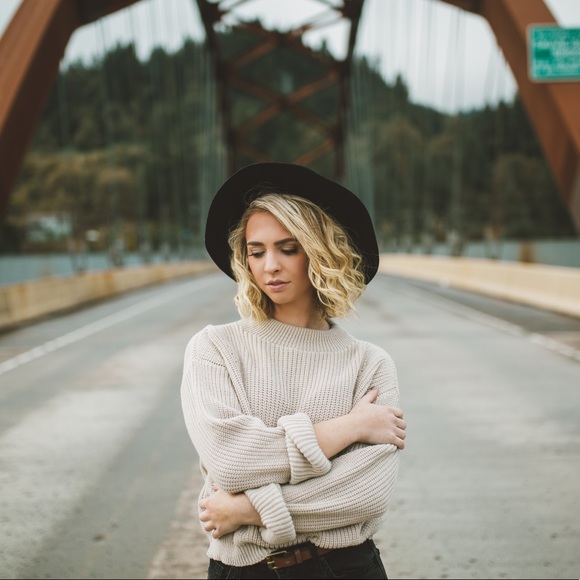 Meet your Posher, Kaylee - Picture 4 of 8